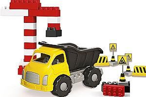Constructor Dolu Jumbo Truck with Accessories 6045