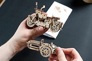 3D Puzzle Ugears Zburatoare a lui Hagrid