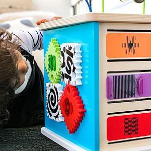 Set de jucarii Baby Einstein Innovation Station™