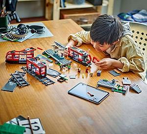 Constructor LEGO City Tramvai si statie in centrul orasului 60423