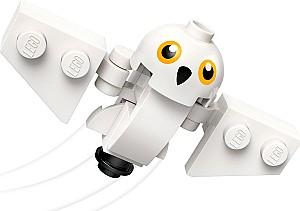 Constructor LEGO Harry Potter Plimbare cu motocicleta lui Hagrid si Harry 76443