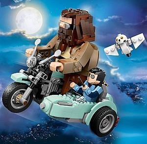 Constructor LEGO Harry Potter Plimbare cu motocicleta lui Hagrid si Harry 76443