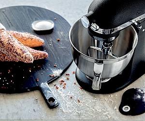 Mixer KitchenAid Artisan Cast Iron Black 5KSM185PSEBK