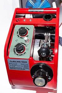 Aparat de sudat Vector MIG500F