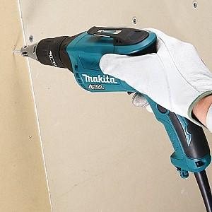 Masina de insurubat Makita FS4000