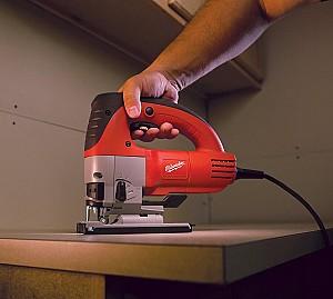 Fierastrau vertical Milwaukee JSPE 135 TX