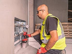 Masina de insurubat cu impact Milwaukee M18 BLIDRC-402C