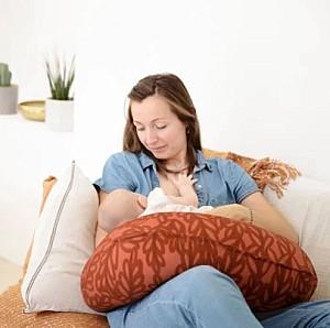 Perna Babymoov B.Love in forma de U si C