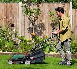 Masina de tuns iarba Bosch UniversalRotak (B06008A6502)