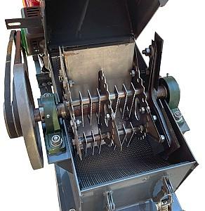 Tocator de furaje Demetra DM-400-24BD