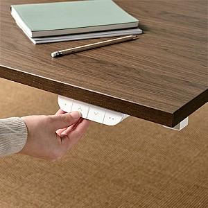 Masa pentru calculator IKEA Mittzon inaltime reglabila/electrica 160x80 Furnir Nuc (Maro)/Alb