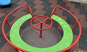 Carusel pentru copii PlayPark Carusel 5 locuri cu Volan