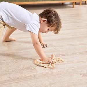 Jucarie interactiva Hape Set de curățenie din lemn