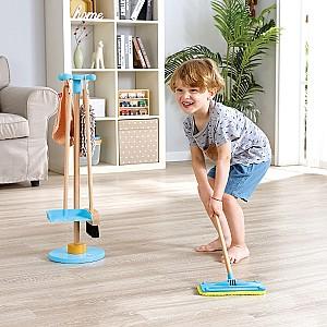 Jucarie interactiva Hape Set de curățenie din lemn