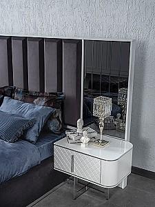 Noptiera Seskalar Salvador Alb