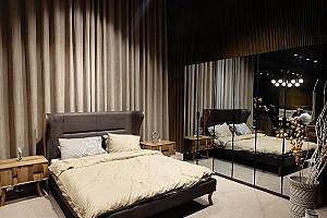 Noptiera Seskalar Pera