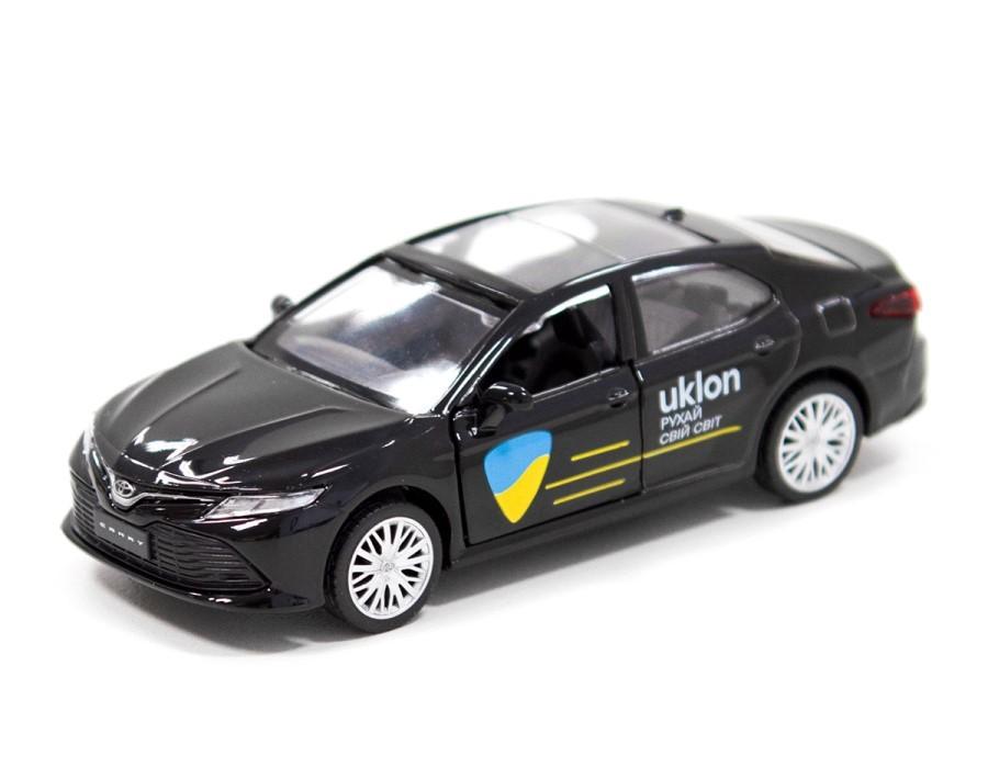 Masina jucarie TechnoDrive Toyota Camry Uklon 250292