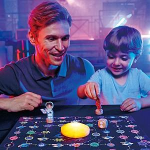 Joc de masa Hape Căutătorii de Stele: O cursă intergalactică pentru energia stelelor