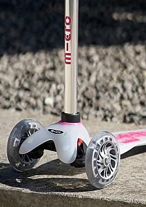 Trotineta Micro Mini Deluxe Flux LED Neon Pink