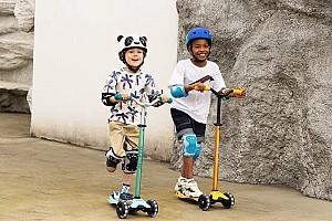 Trotineta Micro Maxi Deluxe Pro LED Sunburst Yellow