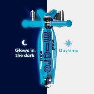 Trotineta Micro Maxi Deluxe Glow LED Plus Crystal Blue
