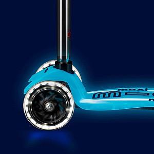 Trotineta Micro Maxi Deluxe Glow LED Plus Crystal Blue