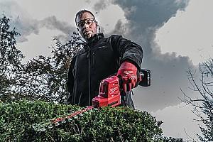 Masina de tuns gard viu cu acumulator Milwaukee M12FHT20-0