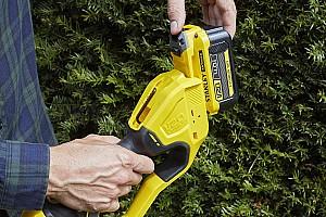 Fierastrau de taiat la inaltime Stanley FatMax SFMCPH845M1-QW