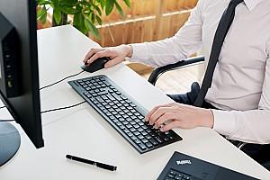 Set tastatura + Mouse Lenovo Essential Wired Combo Keyboard and Mouse Black