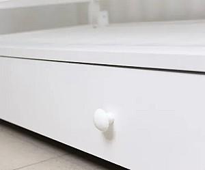 Patut copii Kuzea Iepuraș Alb pe balansoar cu sertar