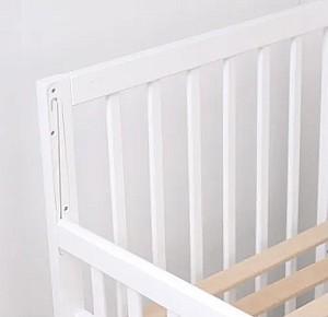 Patut copii Kuzea Sofia Alb cu sertar pe balansoar