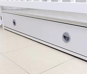 Patut copii Kuzea Sofia Gri pe balansoar cu sertar