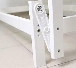 Patut copii Kuzea Iepuraș Alb pe balansoar