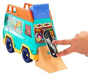 Set de jucarii Hot Wheels Tony Hawk „Skate Van” (JGG91)