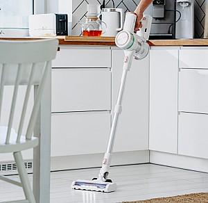 Aspirator vertical Adler AD 7079