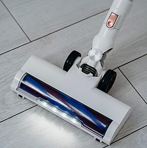 Aspirator vertical Adler AD 7079