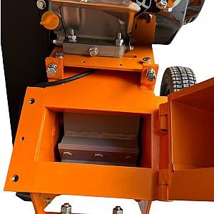 Tocator de crengi Kronava RNA650