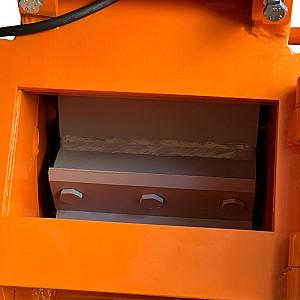 Tocator de crengi Kronava RNA650