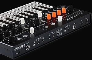 Sintetizator Arturia MicroFreak