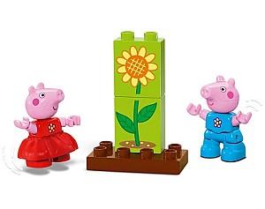 Constructor LEGO Duplo Peppa Pig Garden (10431)