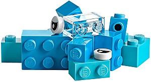 Constructor LEGO Classic Creative Suitcase (10713)