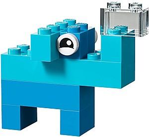 Constructor LEGO Classic Creative Suitcase (10713)