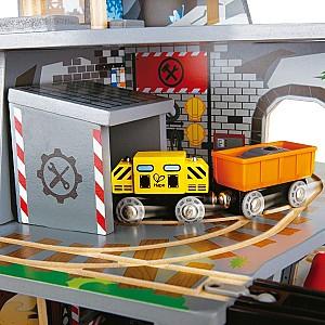  Hape Mina muntelui puternic (E3753)