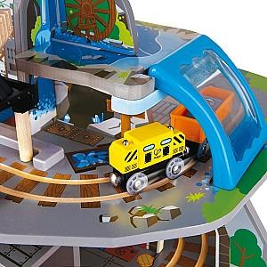  Hape Mina muntelui puternic (E3753)