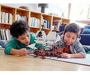 Constructor LEGO 31109 Pirate Ship