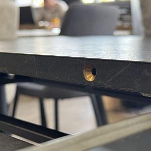 Masa Sonmez Modern Noir Black