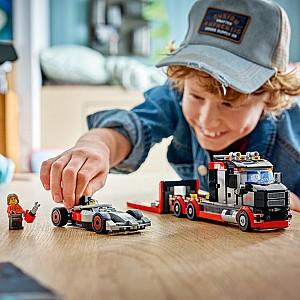 Constructor LEGO City: F1 Display Truck With Audi F1 Race Car (60493)