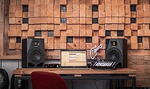 Sistem acustic profesional ADAM Audio A7V