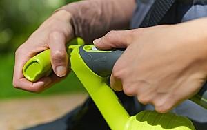 Aparat de suflat frunze Ryobi RBV3000CSV