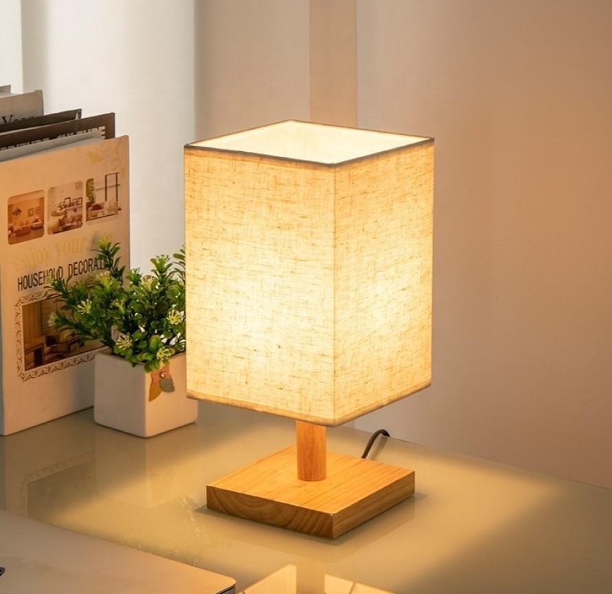 Lampa de masa 4Life AT107